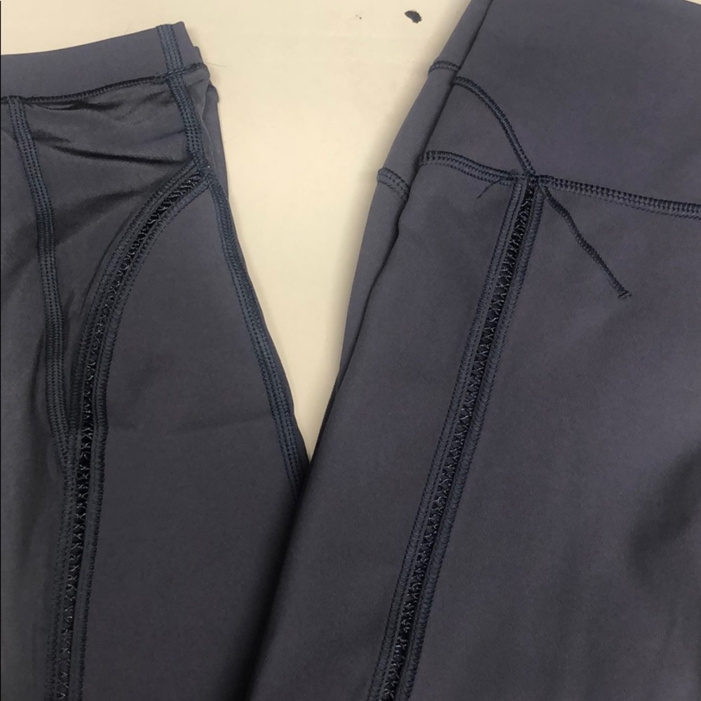 Lululemon Leggings sz6, purple/blue-ish